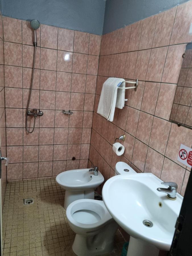 Hotel Saffana Дуала Екстериор снимка